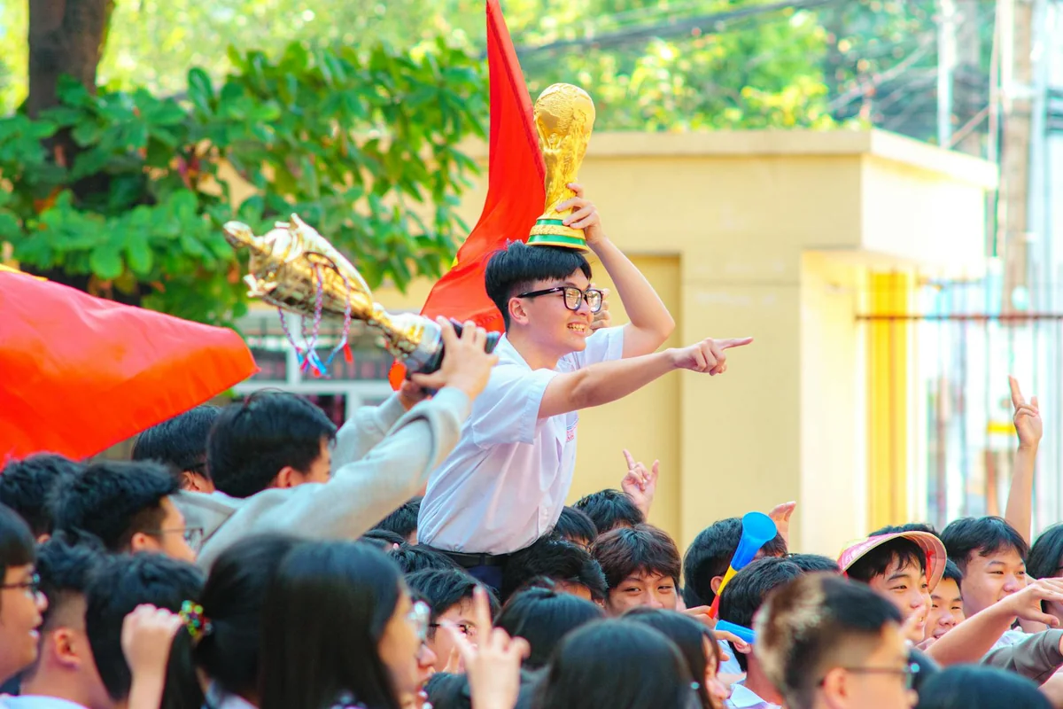 翻开的检索目录，提供可检索的服务答案